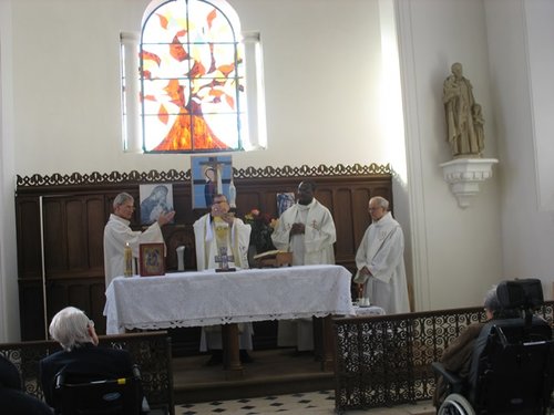 12 février 2020 : Mgr Pansard préside la messe à la Maison de Retraite Galignani
